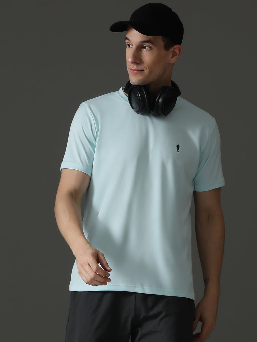 Round Neck Half Sleeve Slim Fit Casual Wear T-Shirt