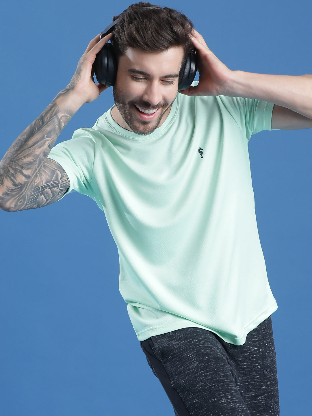Round Neck Half Sleeve Slim Fit Casual Wear T-Shirt