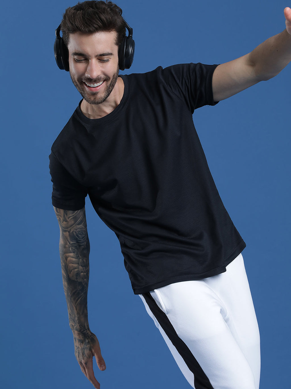Polyester Lycra Jacquard Textured Round Neck Slim Fit Half Sleeve T-Shirt