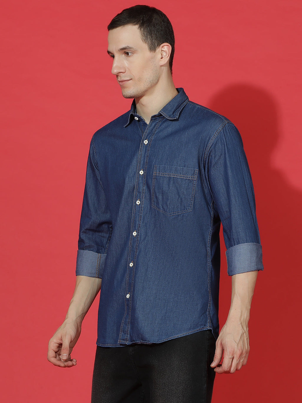 Denim Regular Fit Full Sleeve Cutaway Collar Casual Shirt