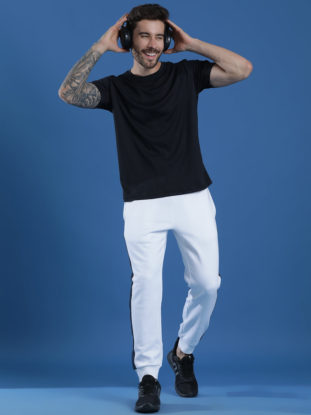 Polyester Lycra Jacquard Textured Round Neck Slim Fit Half Sleeve T-Shirt