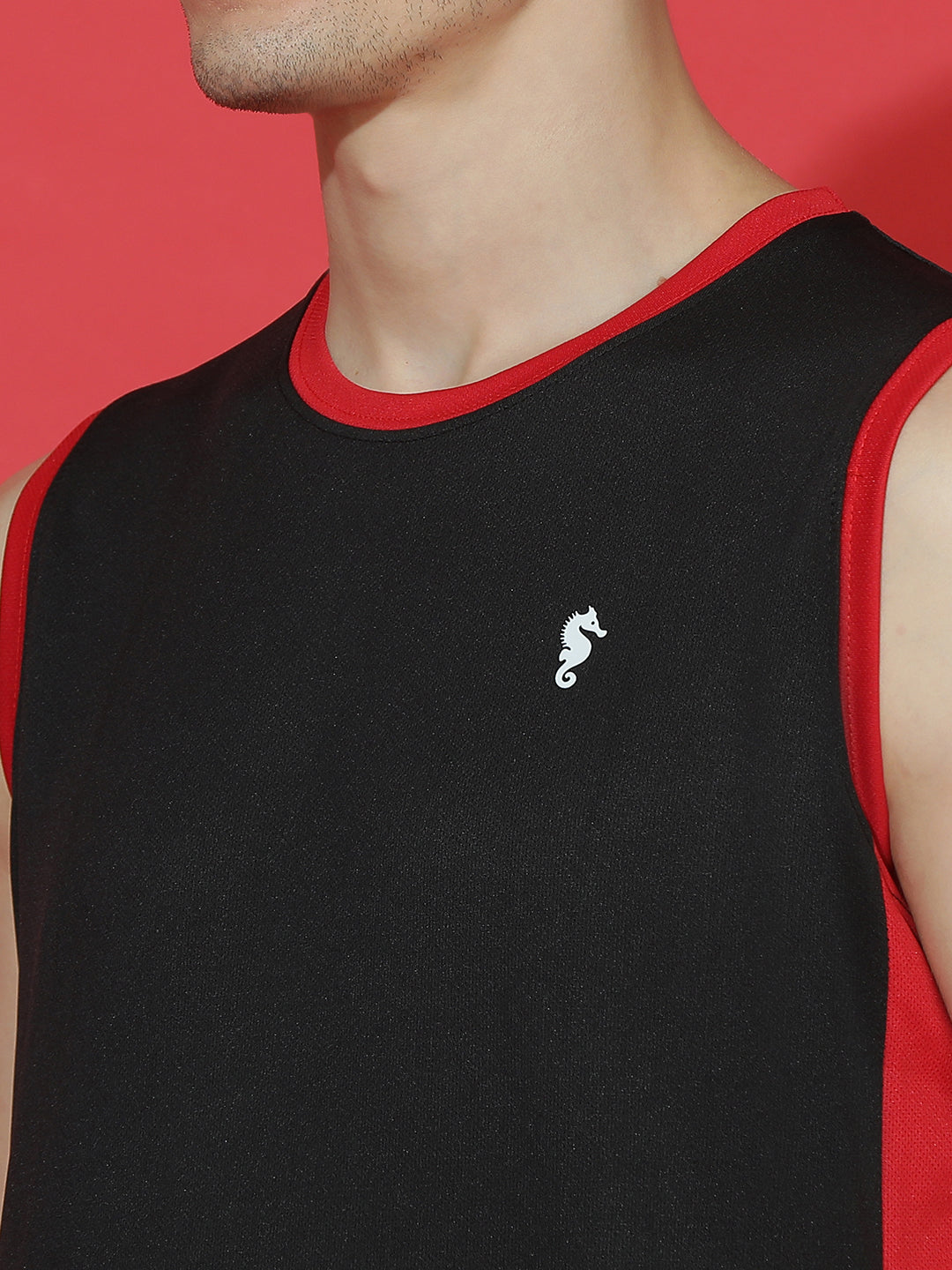Sleeveless Round Neck Sweat Absorbing Slim Fit Co-Ord Set
