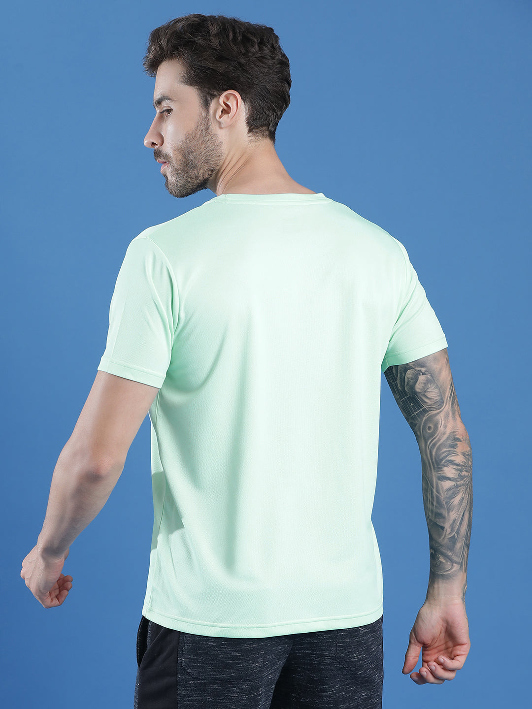 Round Neck Half Sleeve Slim Fit Casual Wear T-Shirt