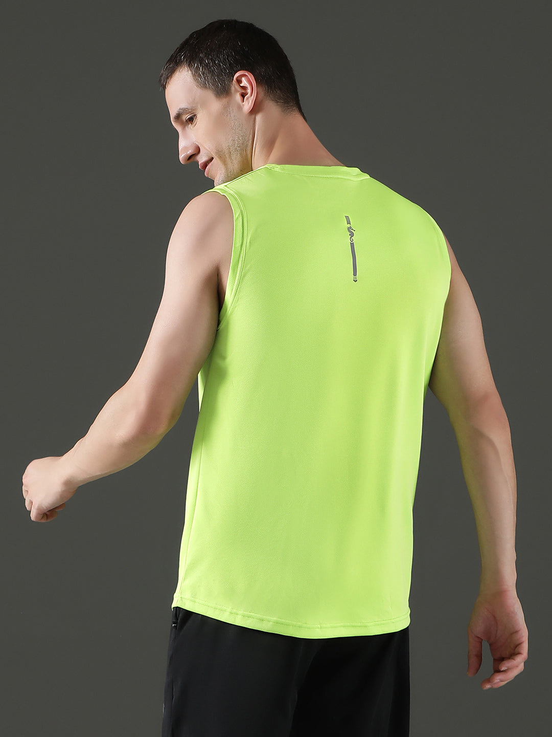 Sleeveless Sweat-Absorbing Gym Co-Ord Set with Pockets.