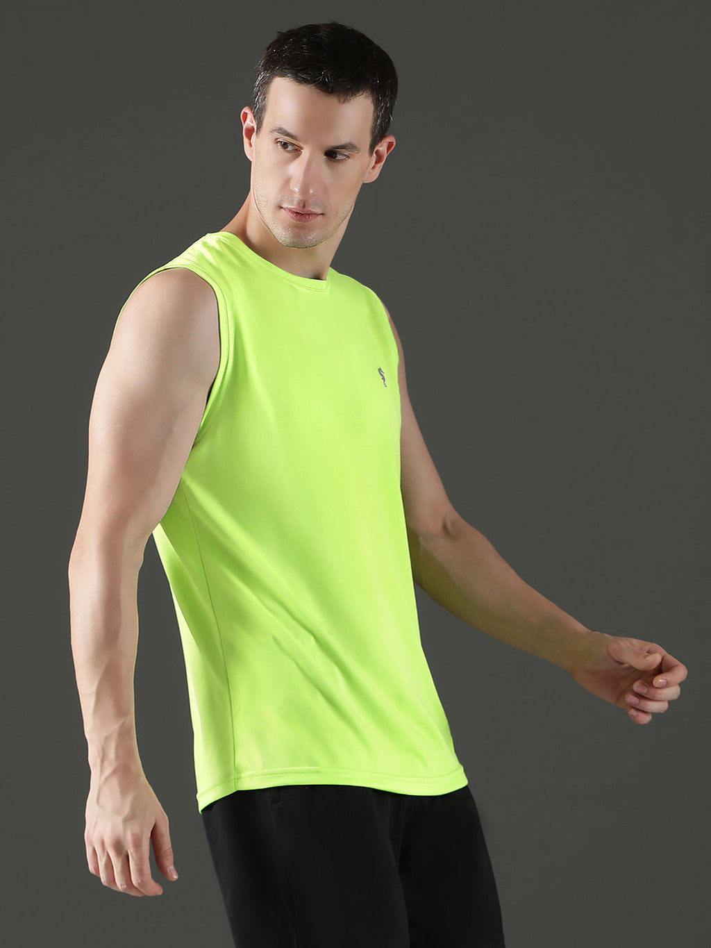 Sleeveless Sweat-Absorbing Gym Co-Ord Set with Pockets.