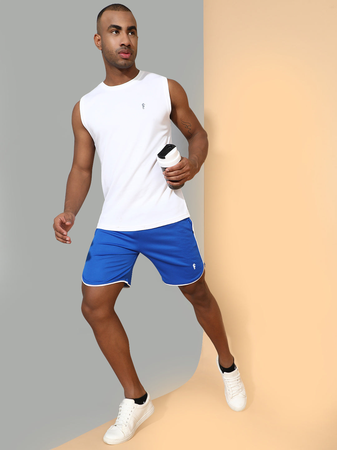 Sleeveless Sweat-Absorbing Gym Co-Ord Set with Pockets.