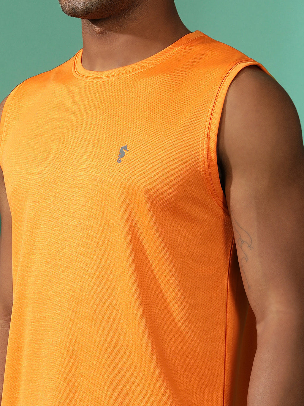 Sleeveless Sweat-Absorbing Gym Co-Ord Set with Pockets.