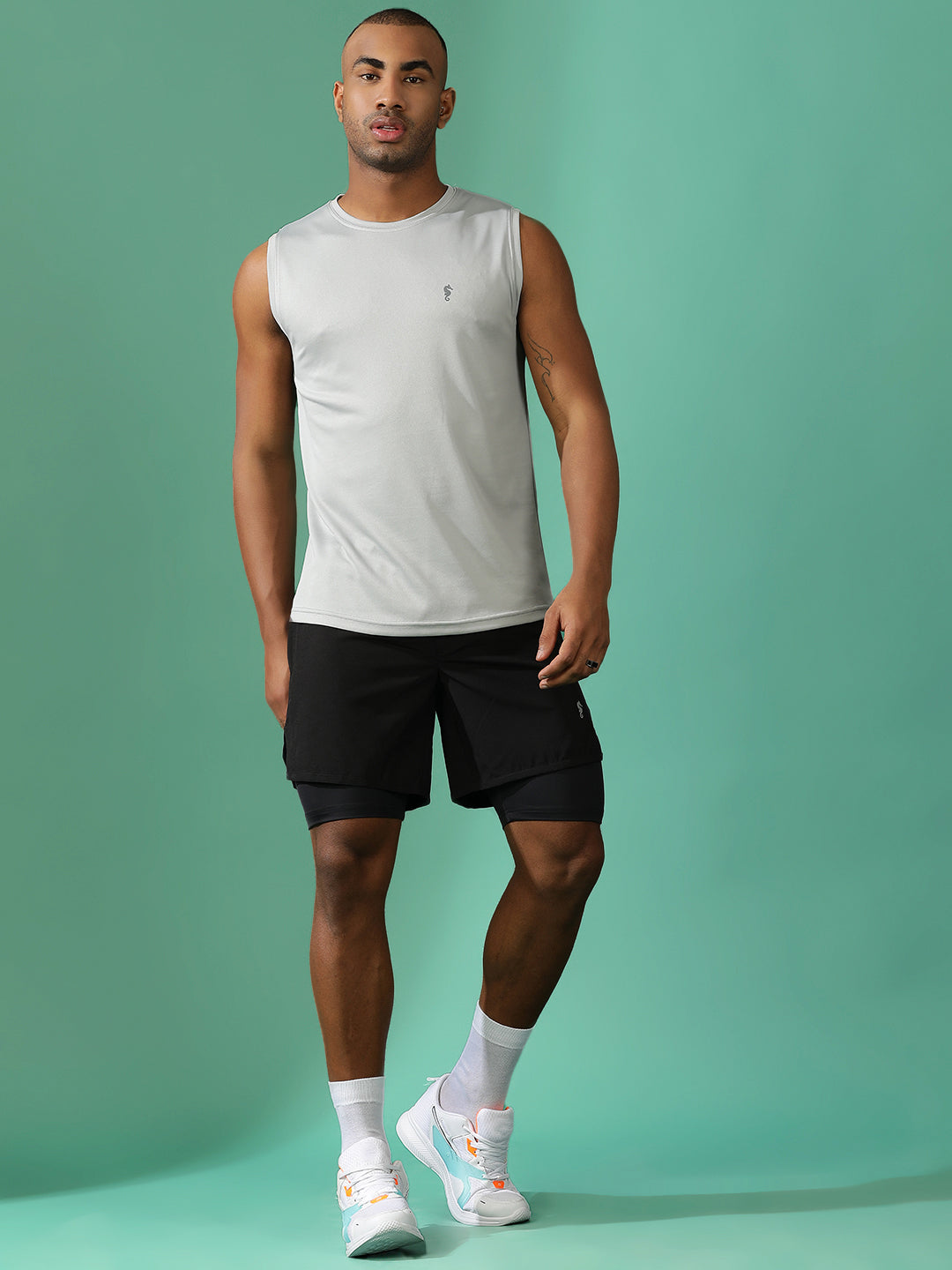 Sleeveless Sweat-Absorbing Gym Co-Ord Set with Pockets.