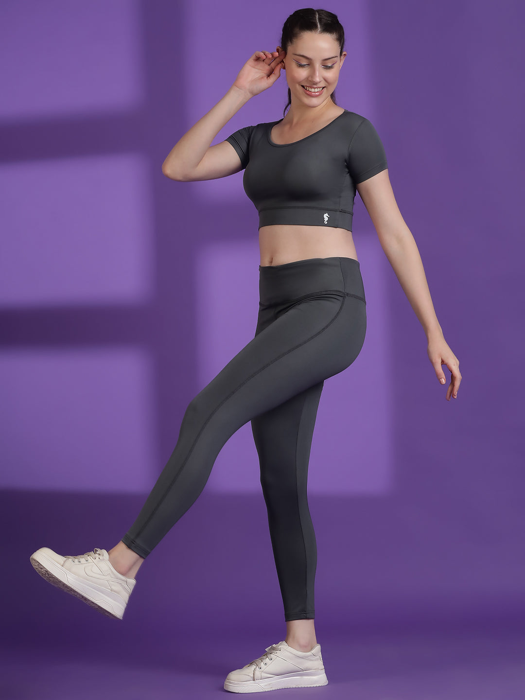 Anti-Bacterial Stretchable Tights Set Rapid Dry Technology