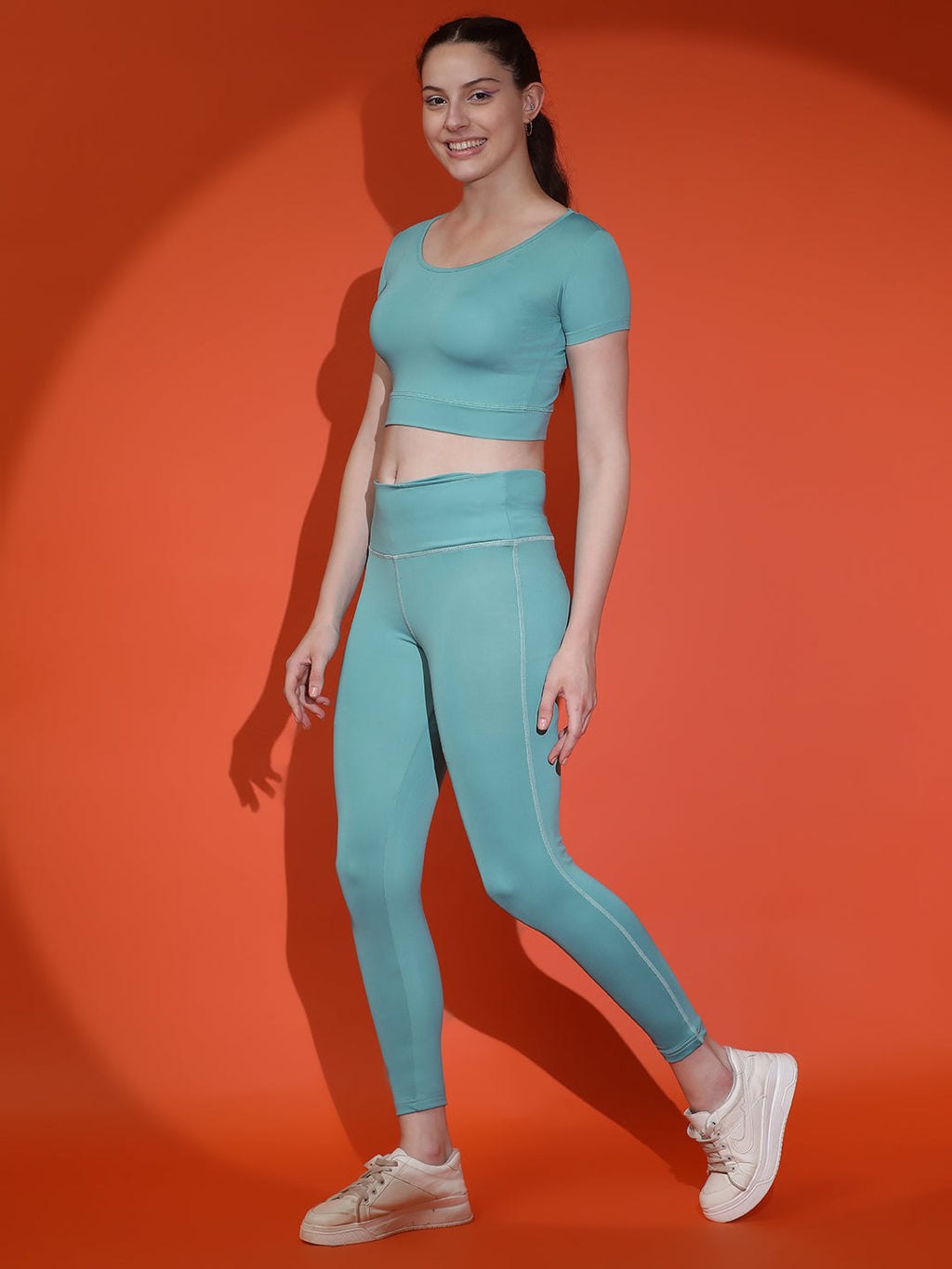 Anti-Bacterial Stretchable Tights Set Rapid Dry Technology