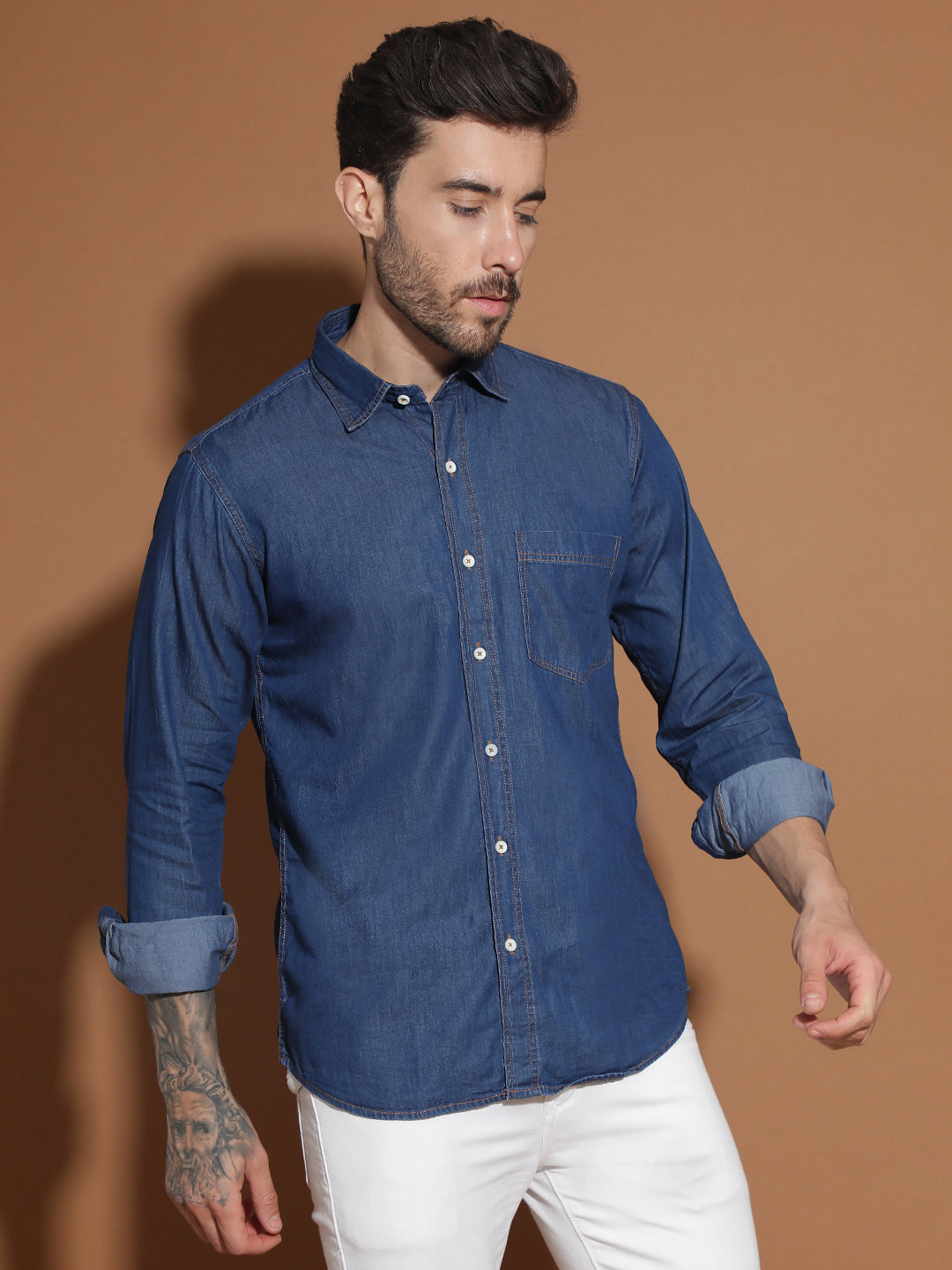 Denim Regular Fit Full Sleeve Cutaway Collar Casual Shirt
