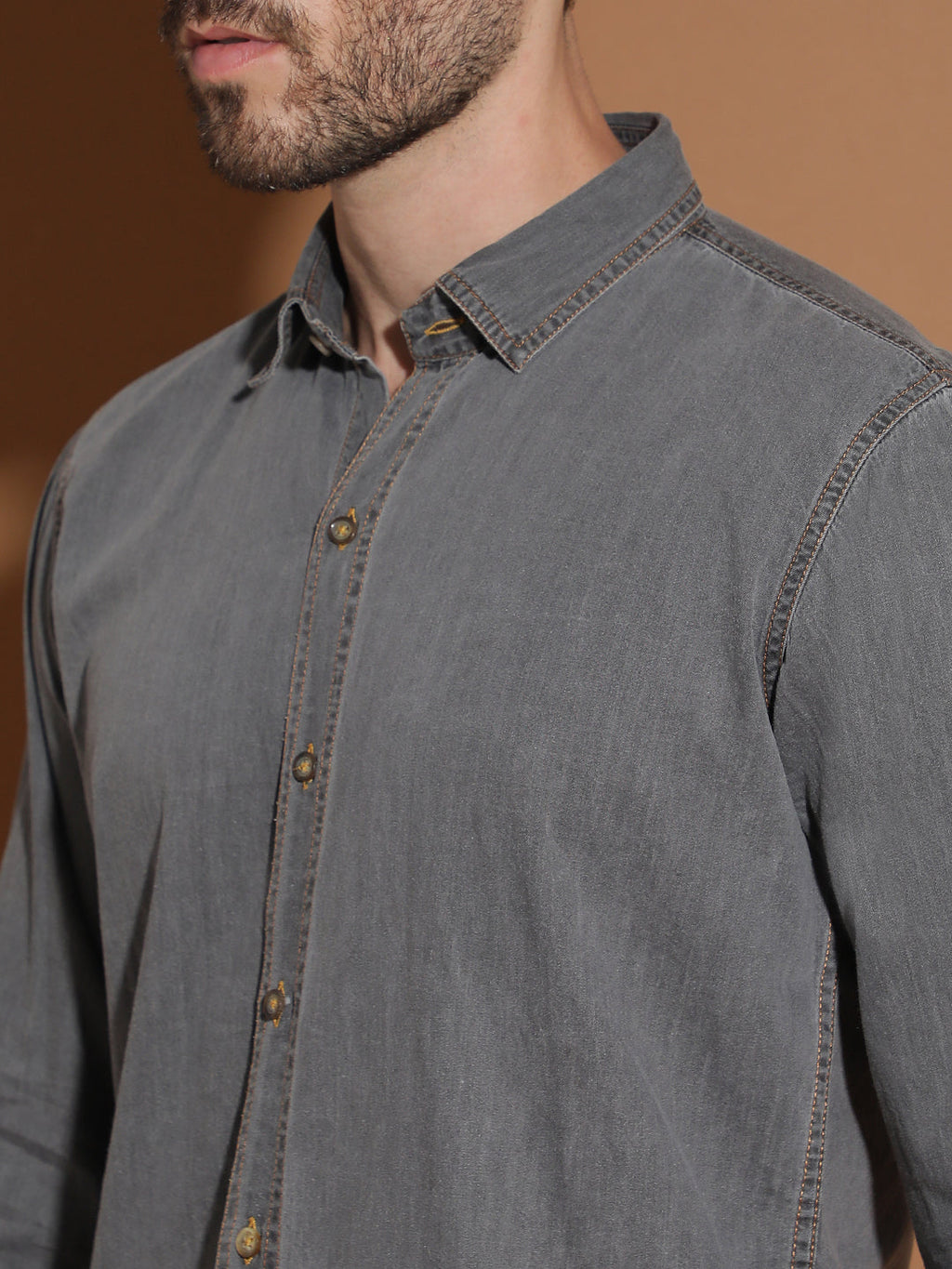 Denim Regular Fit Full Sleeve Cutaway Collar Casual Shirt