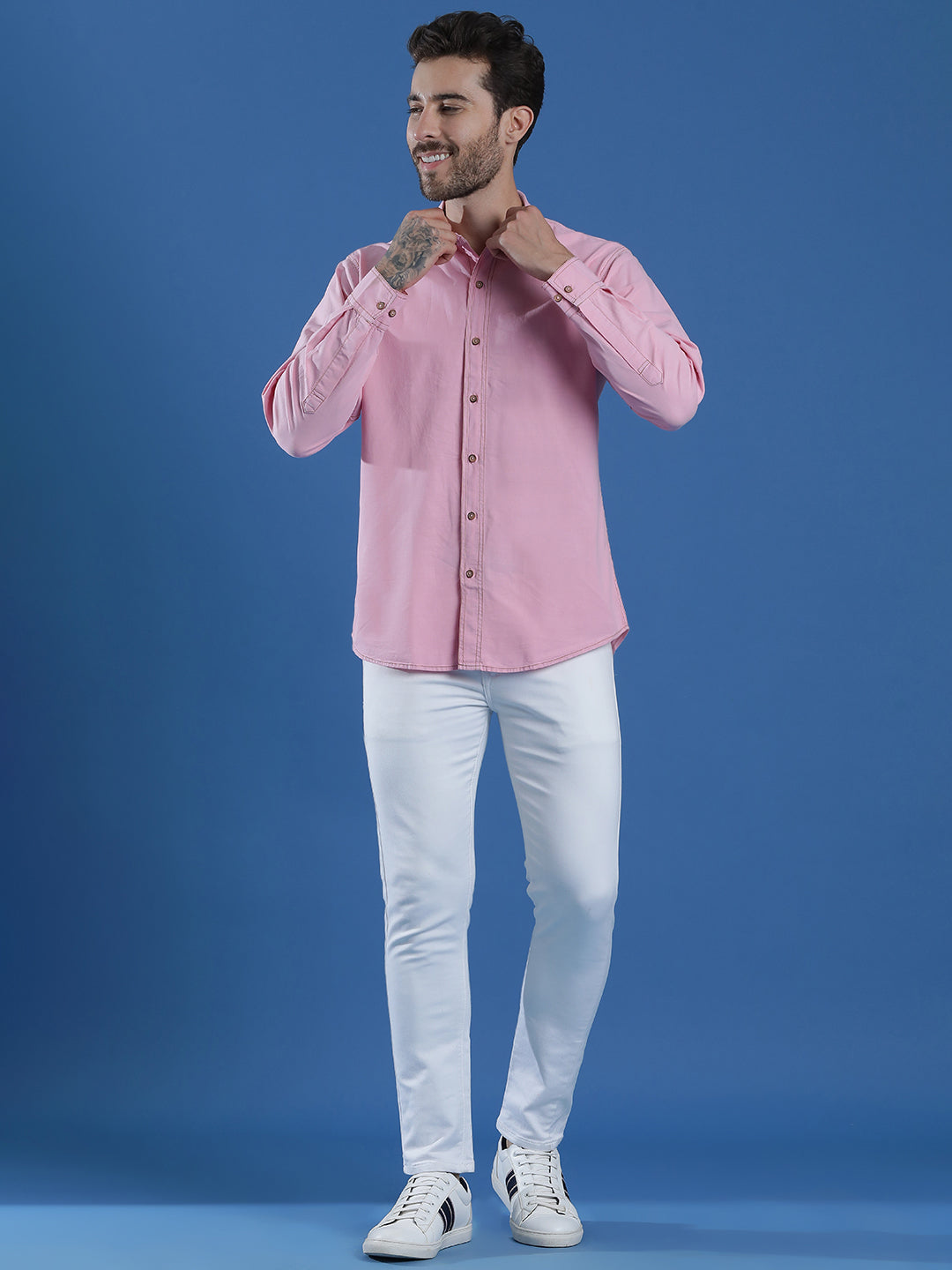 Denim Regular Fit Full Sleeve Cutaway Collar Casual Shirt