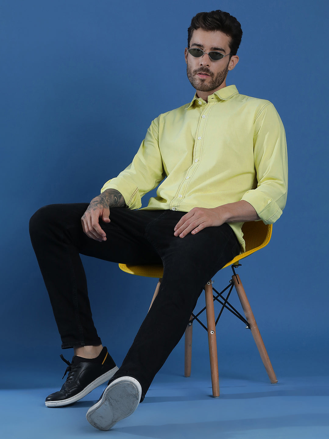 Denim Regular Fit Full Sleeve Cutaway Collar Casual Shirt