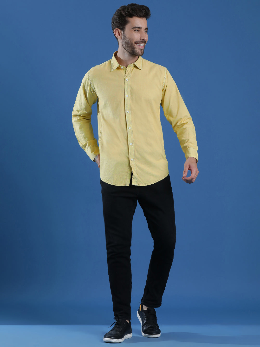 Denim Regular Fit Full Sleeve Cutaway Collar Casual Shirt