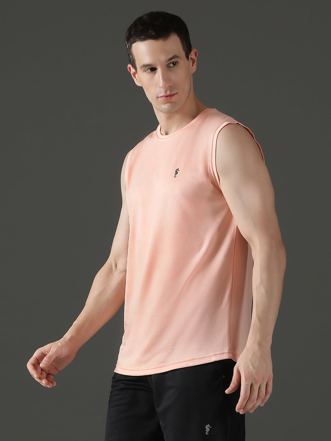 Sleeveless Sweat-Absorbing Gym Co-Ord Set with Pockets.
