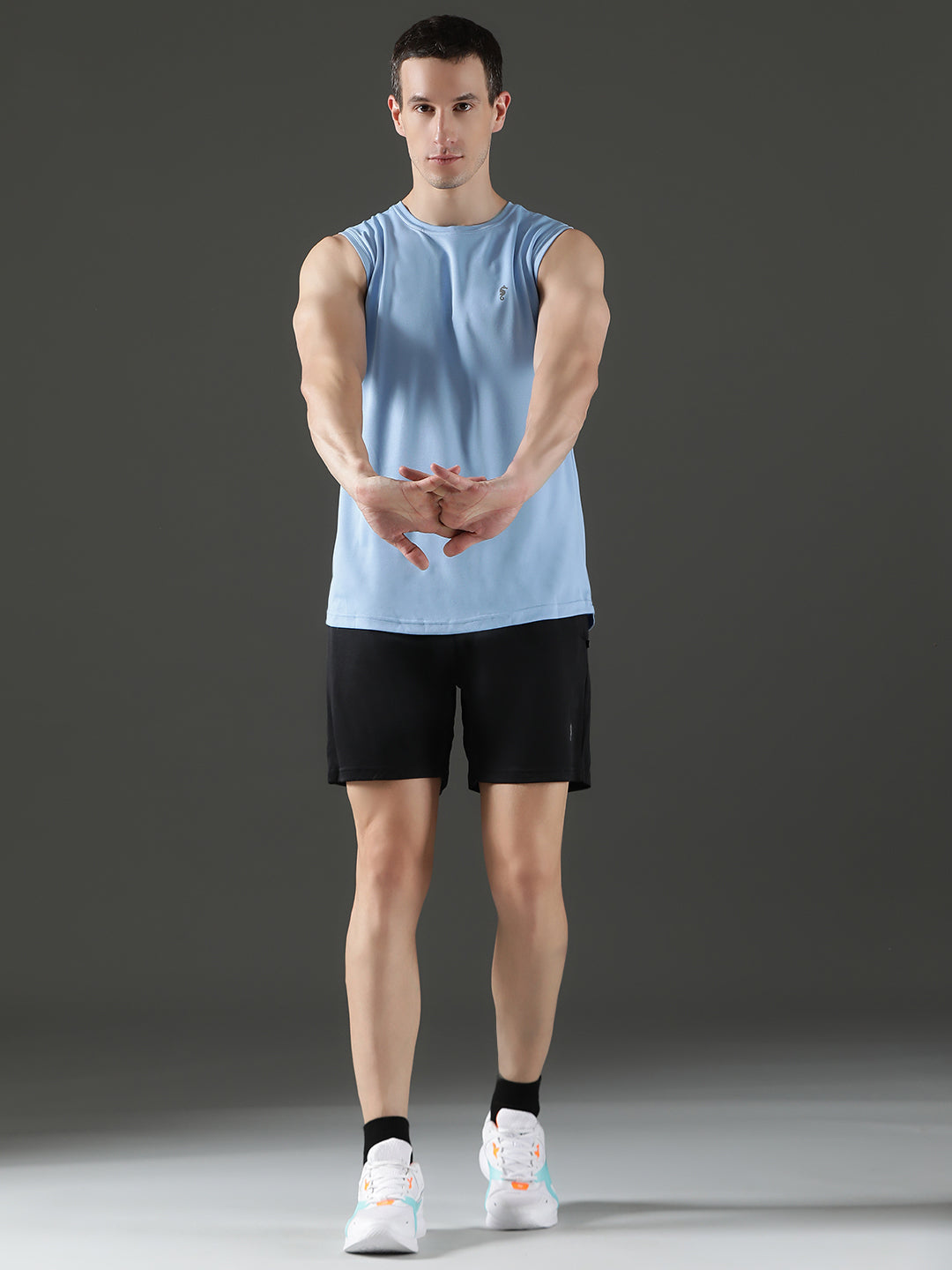 Sleeveless Sweat-Absorbing Gym Co-Ord Set with Pockets.