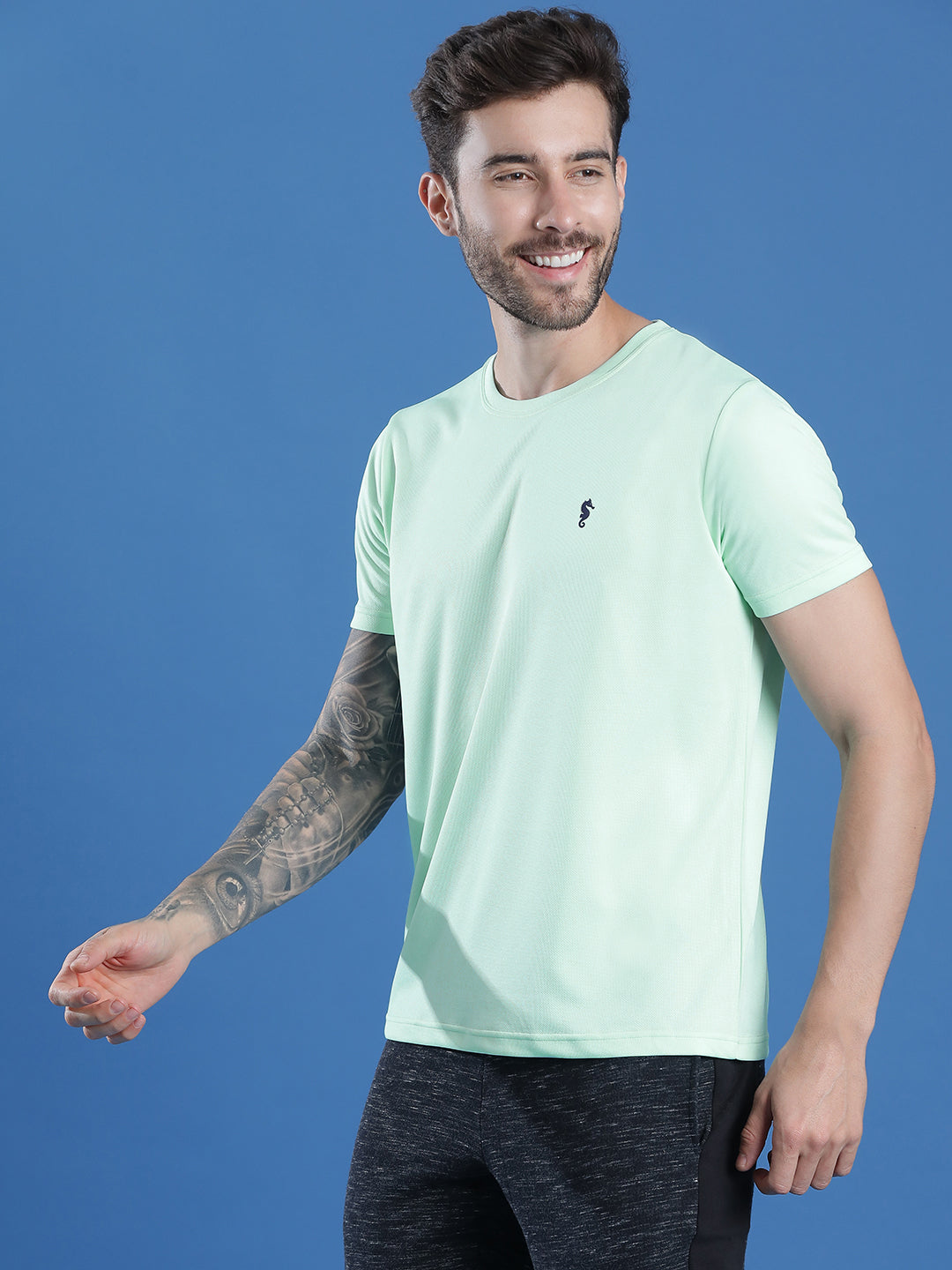 Round Neck Half Sleeve Slim Fit Casual Wear T-Shirt